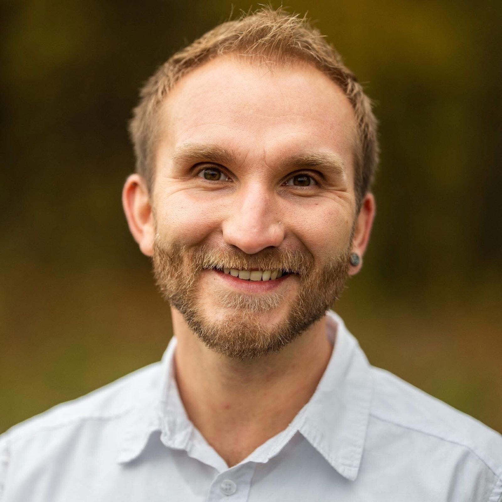 Porträt von Jens Slezak, Inhaber von Schlenser’s Schankanlagen und Eventservice